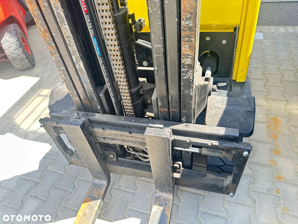 Hyster Wózek widłowy HYSTER H1.8FT TRIPLEX 4900mm 1.8T Przesuw LPG - 21