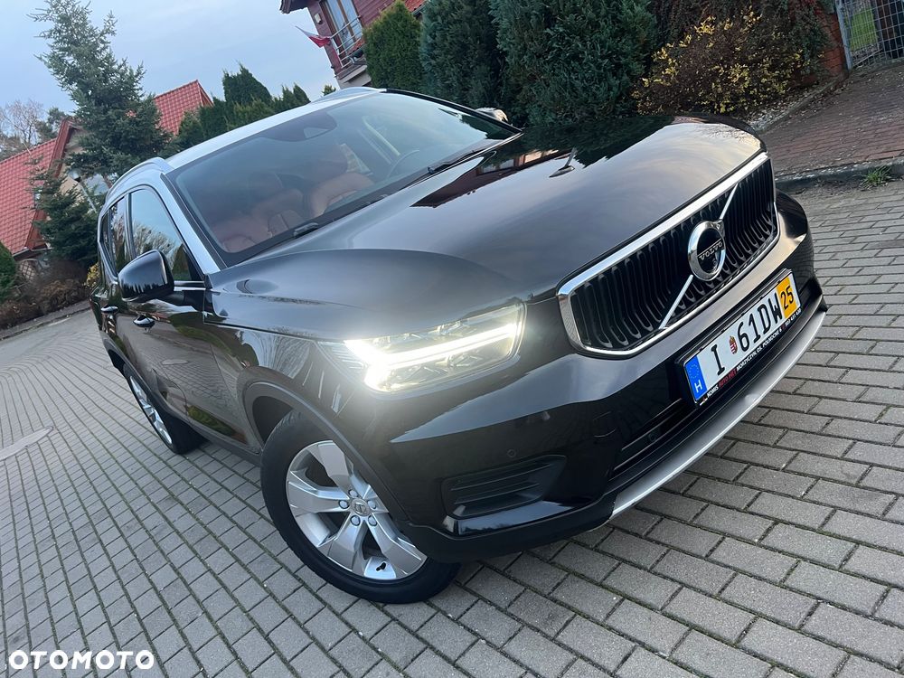Volvo XC 40 D3 Momentum Pro - 1