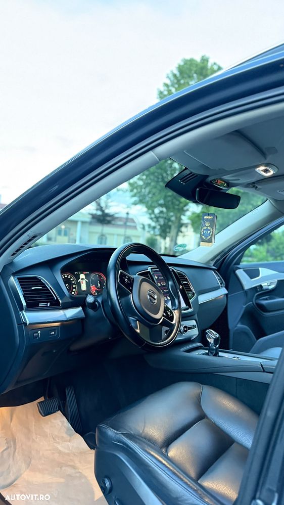 Volvo XC 90 D5 AWD Geartronic Inscription - 10