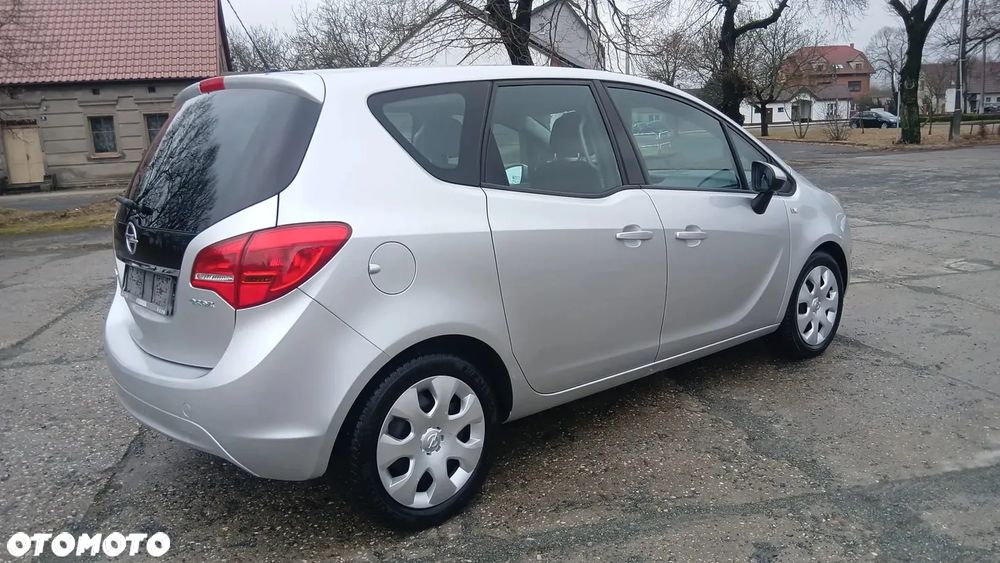 Opel Meriva - 8