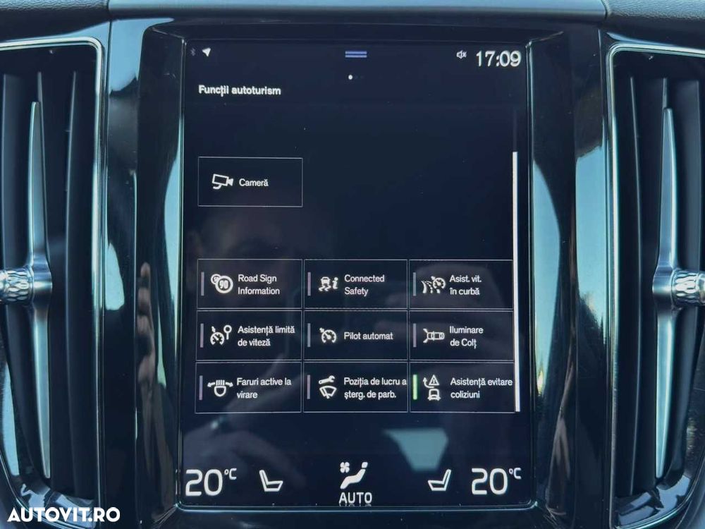 Volvo XC 60 D4 Momentum Pro - 30