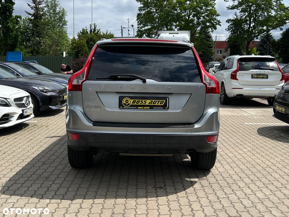 Volvo XC 60 - 8
