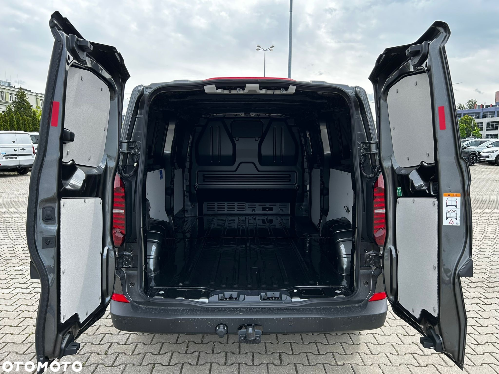 Volkswagen Transporter - 22