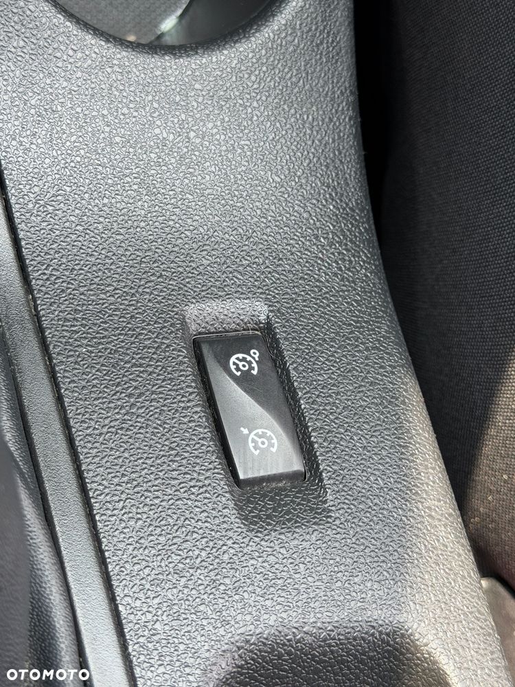 Renault Fluence 1.6 16V Expression - 27