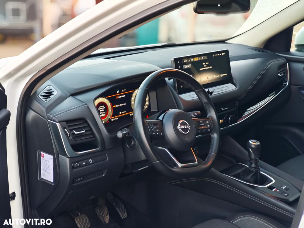 Nissan Qashqai 1.3 DIG-T TEKNA - 14