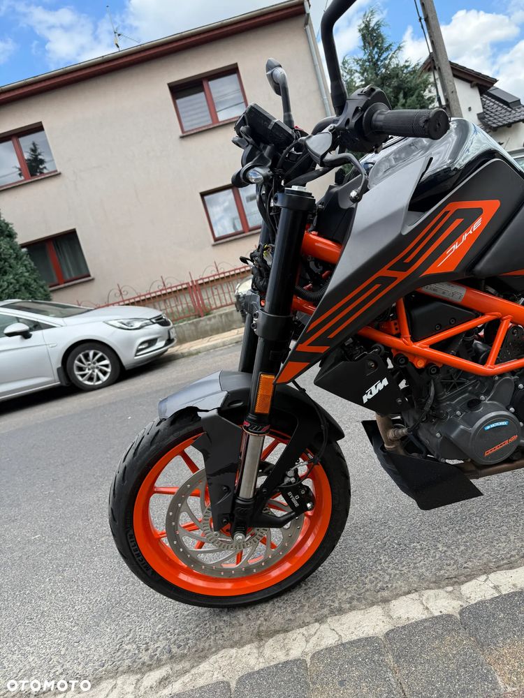 KTM Duke 125 - 26