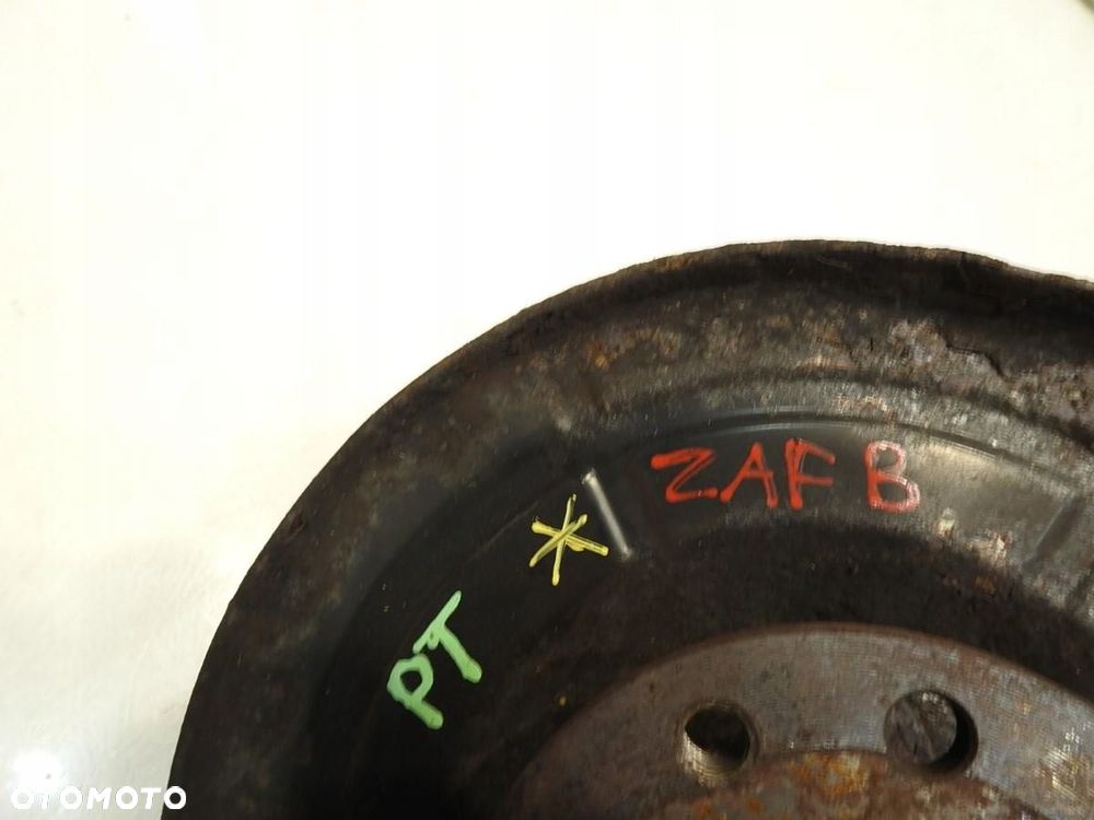 PIASTA ZWROTNICA PRAWY TYŁ OPEL ZAFIRA B 1.9 CDTI - 2