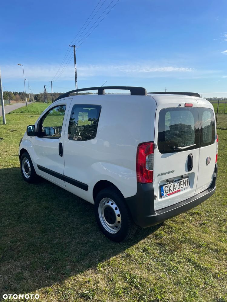 Fiat Fiorino Kombi Adventure - 4