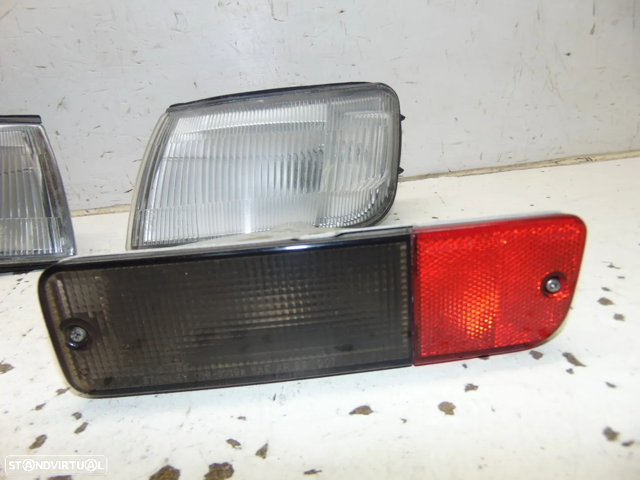 Mitsubishi Space Runner/Wagam farolins pisca - 3