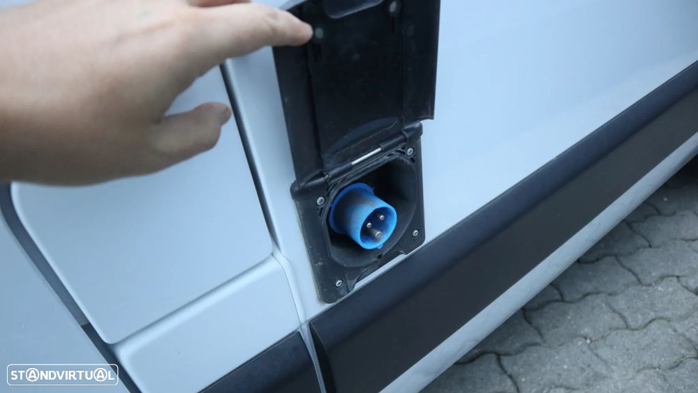 Renault Master 2.3 dci L1H1 135 - Frio Negativo Xarios 300 - 5