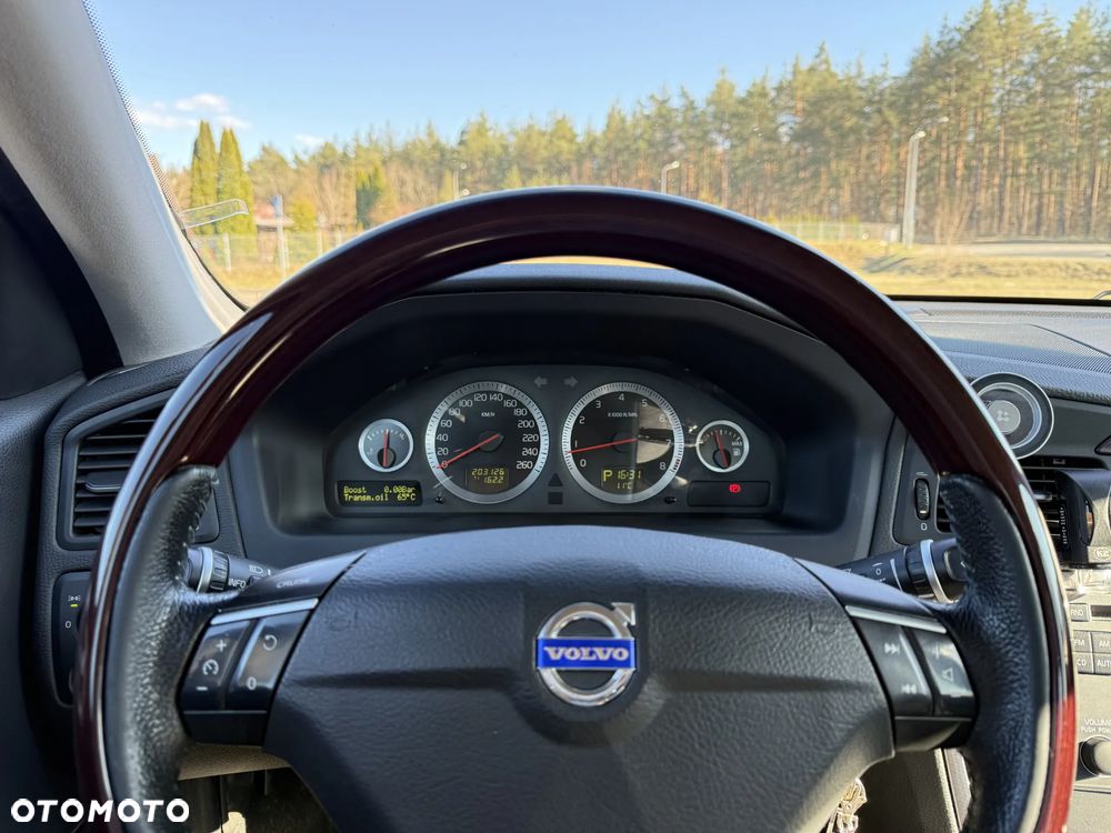 Volvo S60 2.5T Momentum - 13