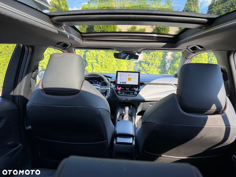 Toyota Corolla 2.0 Hybrid GR Sport - 25