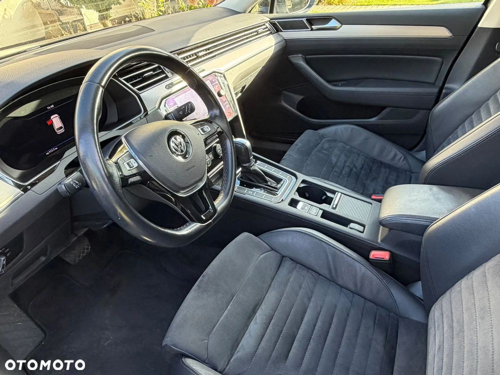 Volkswagen Passat - 15
