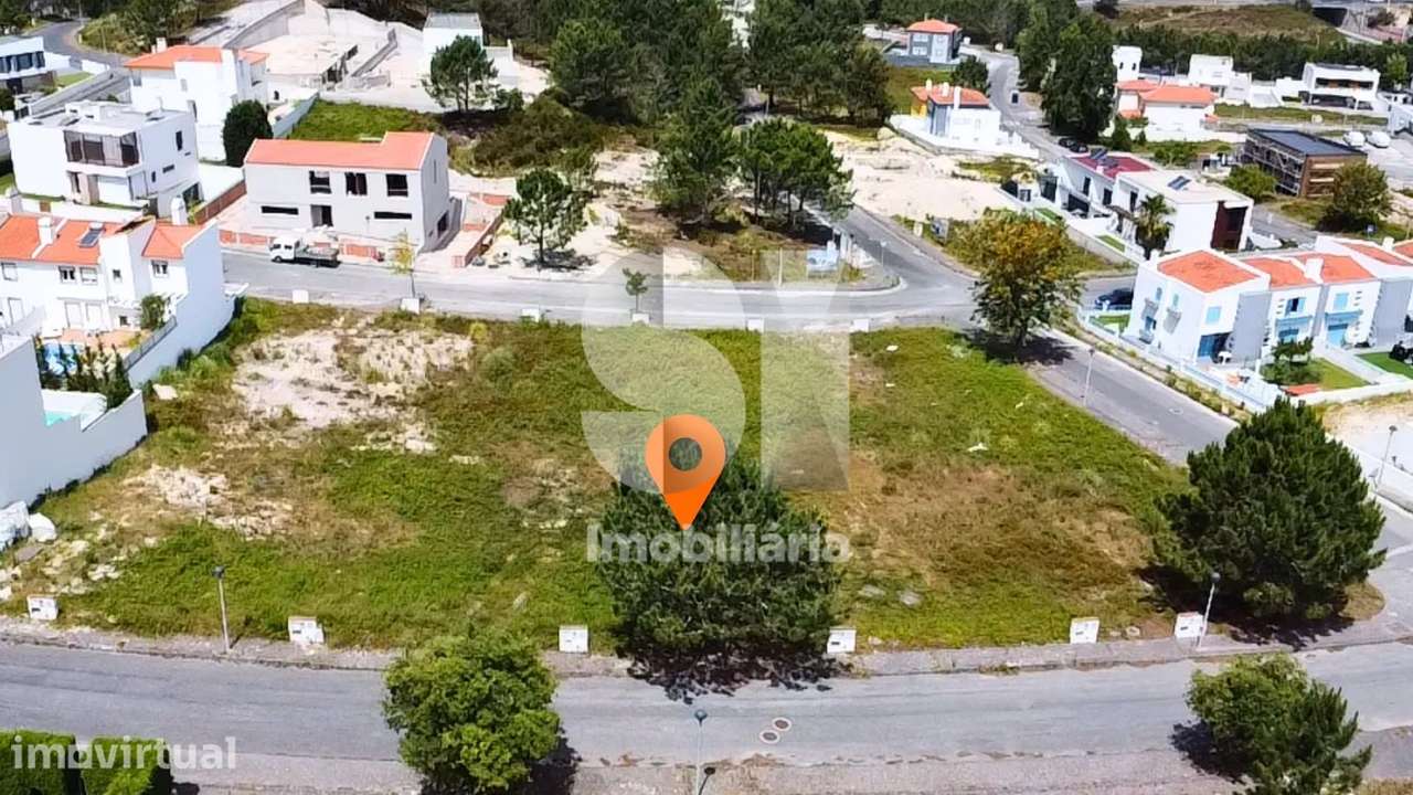 Lote com Projeto de Moradia T3 - Grande imagem: 4/26