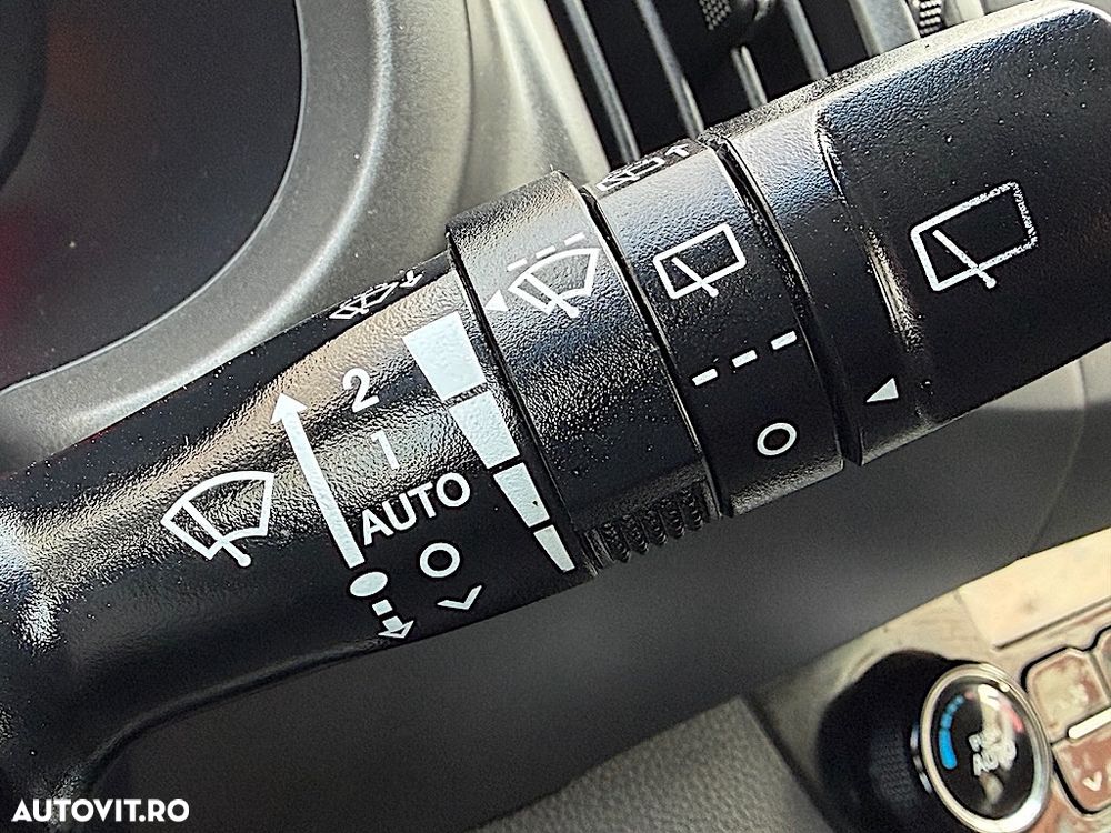 Kia Sportage 1.6 GSL MT 4x2 CLASSIC - 15