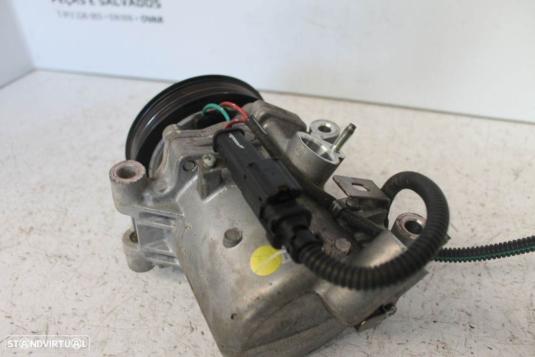 Compressor AC Citroen C3 de 2017 - 4