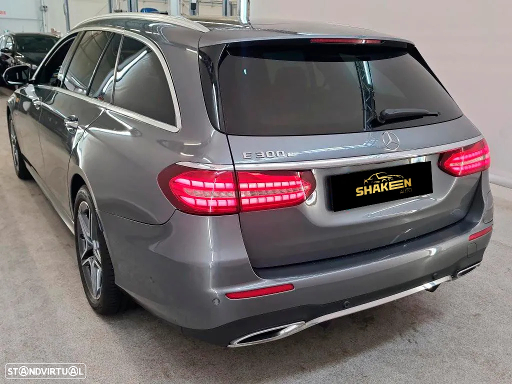 Mercedes-Benz E 300 e AMG Line - 6