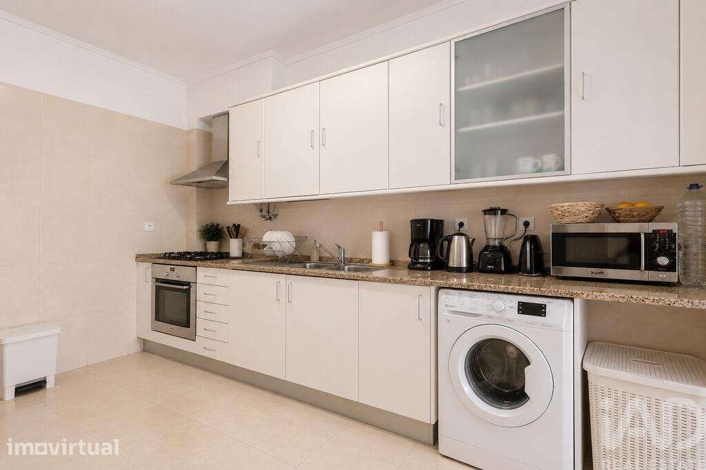 Apartamento T3 em Póvoa de Santo Adrião e Olival Basto de 130 m2 - Grande imagem: 2/23