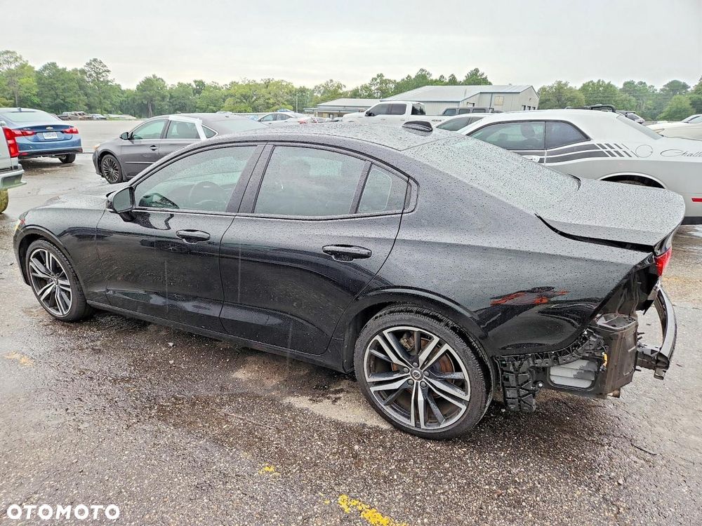 Volvo S60 T6 AWD R-Design - 3