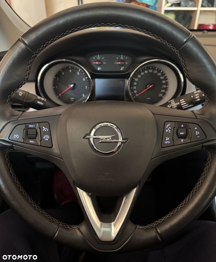 Opel Astra 1.4 T GPF Enjoy S&S - 38