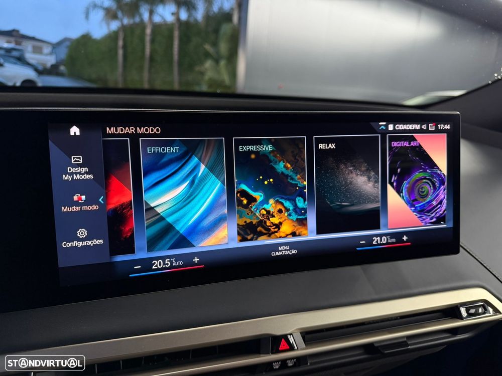 BMW iX xDrive 40 Pack Desportivo - 52