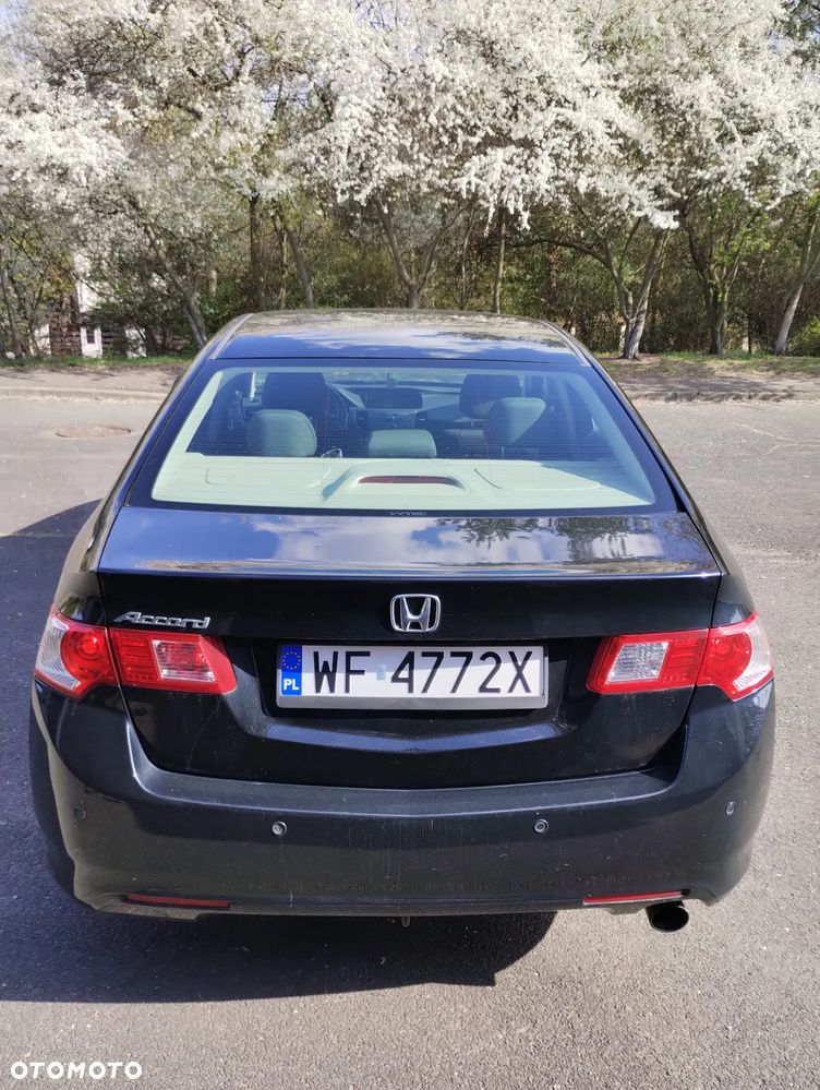 Honda Accord 2.0 Elegance - 26