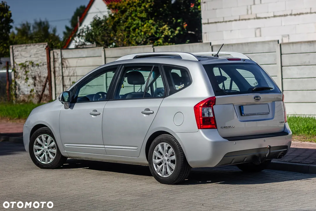 Kia Carens 1.6 CRDi Spirit - 13