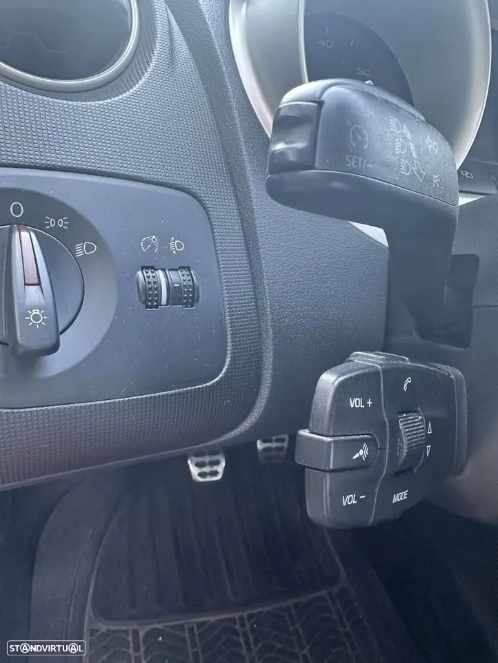 SEAT Ibiza SC 1.6 TDi Sport DPF - 10