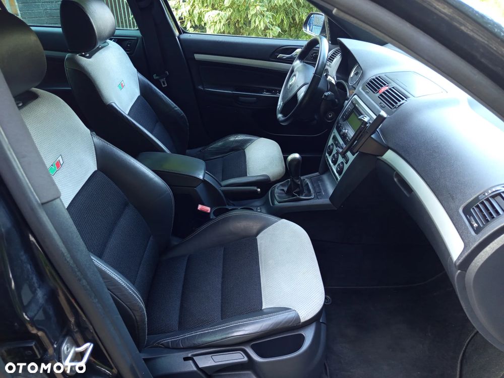 Skoda Octavia 2.0 TDI RS - 10
