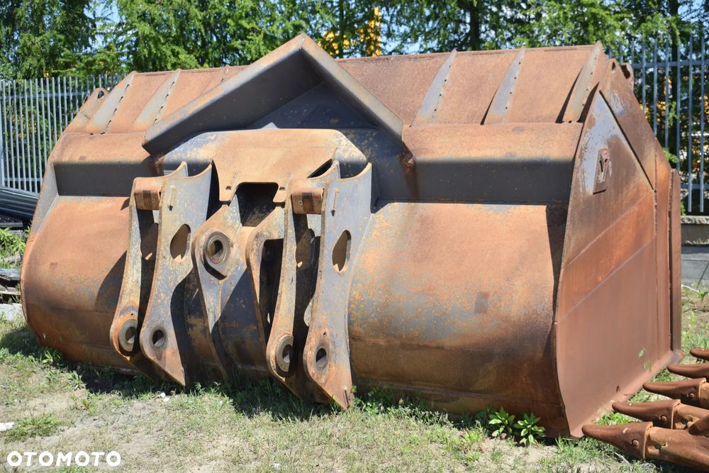 Łyżka ładowarkowa 12m3 Volvo L220 L180 3.6m szer. - 25