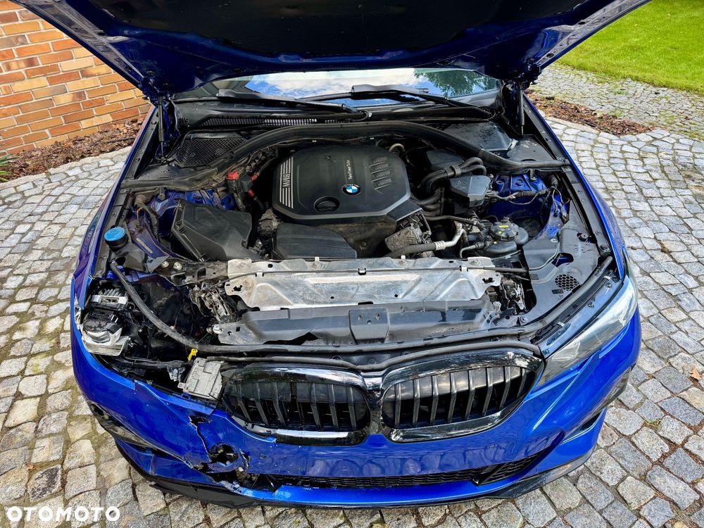 BMW Seria 3 318d M Sport - 5