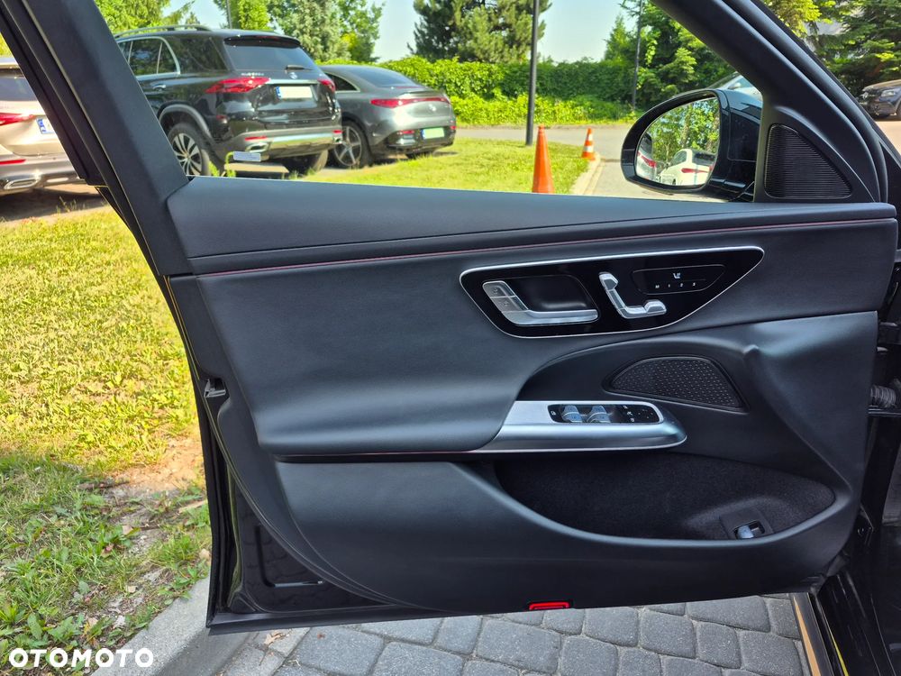 Mercedes-Benz Klasa E 200 4Matic 9G-TRONIC - 9