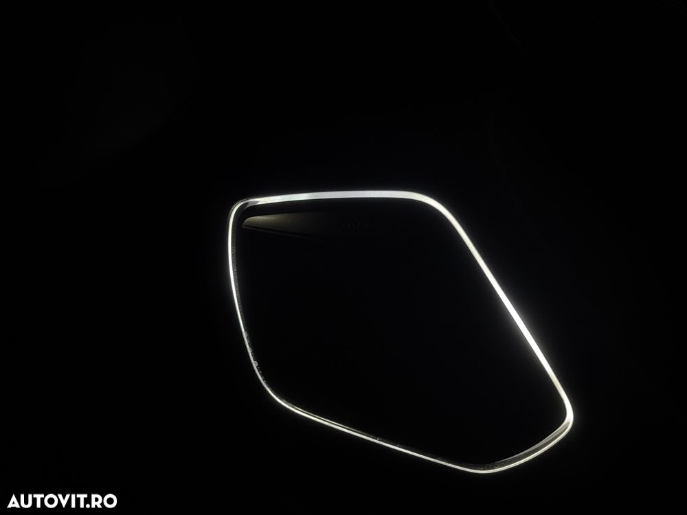 Audi Q3 2.0 35 TDI S tronic Advanced - 11
