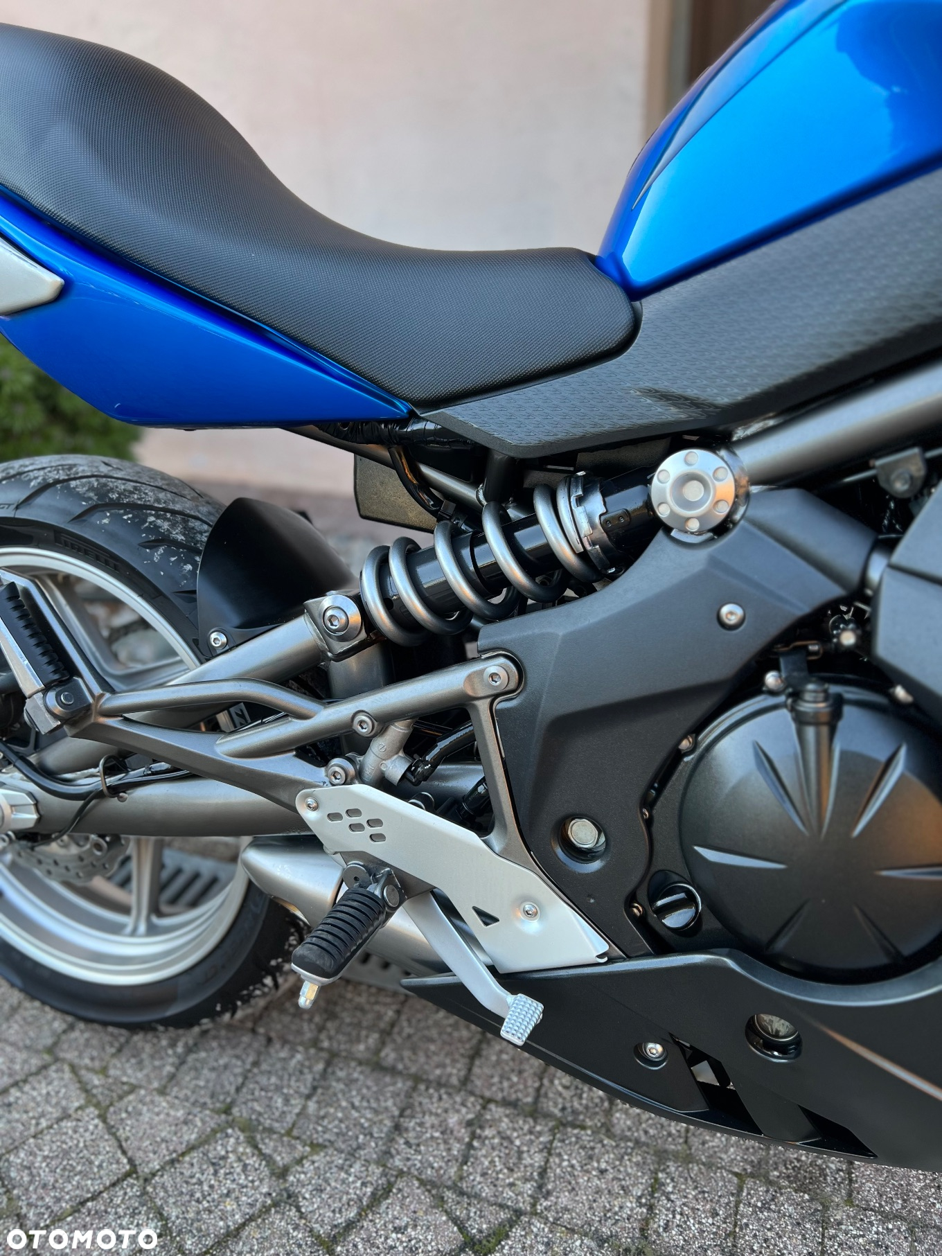 Kawasaki ER - 11