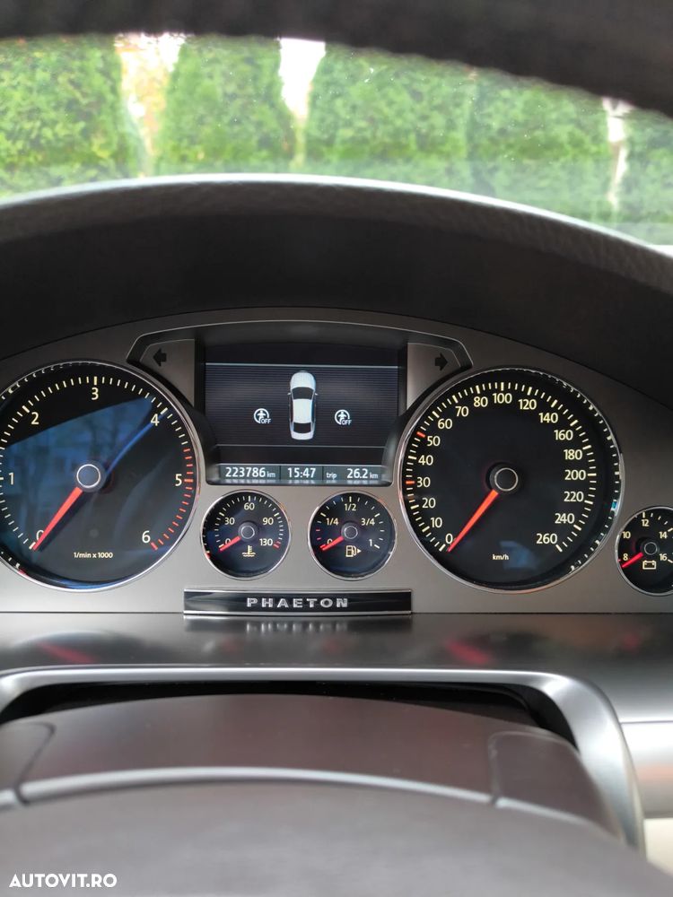 Volkswagen Phaeton 3.0 V6 TDI DPF 4MOTION Tiptronic Lang - 8