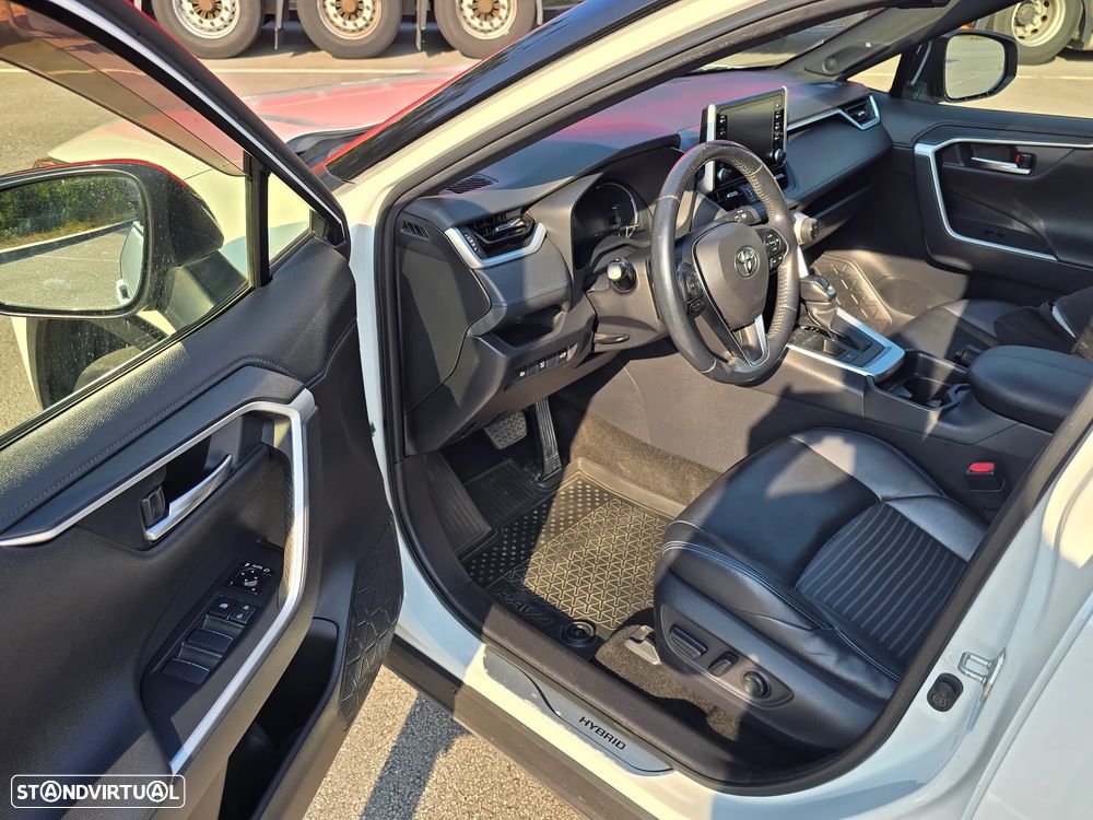 Toyota RAV4 2.5 HDF Lounge - 6