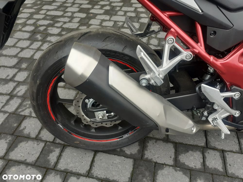 Honda Hornet - 17