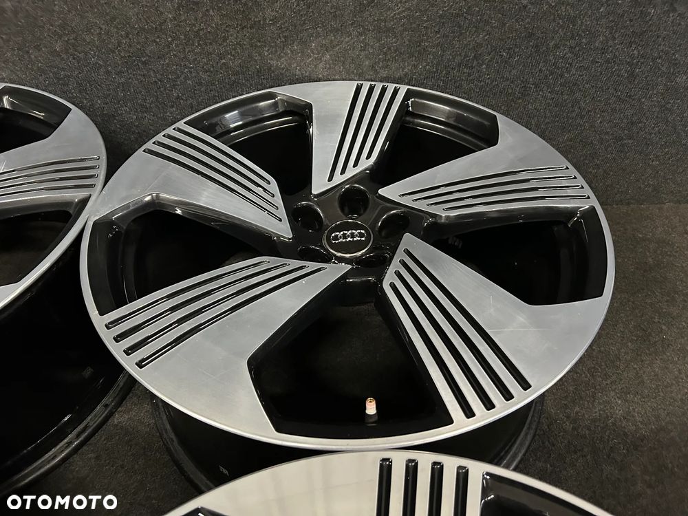 Alufelgi Audi Q7 E-Tron, Q7 II, Q8, Q5 II, A6 C8, A7 21 cali 5x112 4szt. - 13