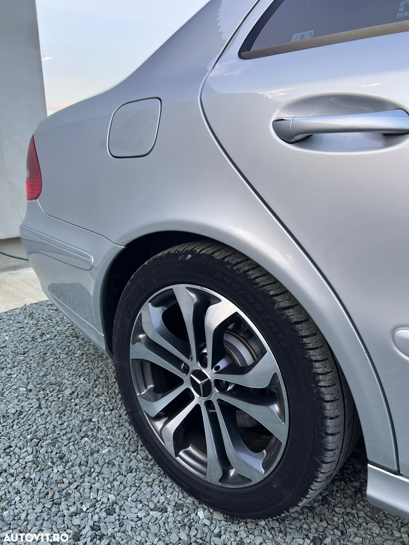 Mercedes-Benz E 320 CDI Avantgarde DPF Sport Edition - 10