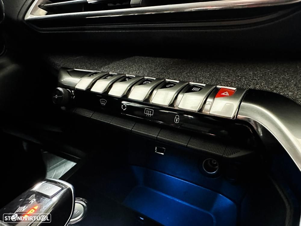 Peugeot 3008 1.6 BlueHDi Crossway EAT6 - 35