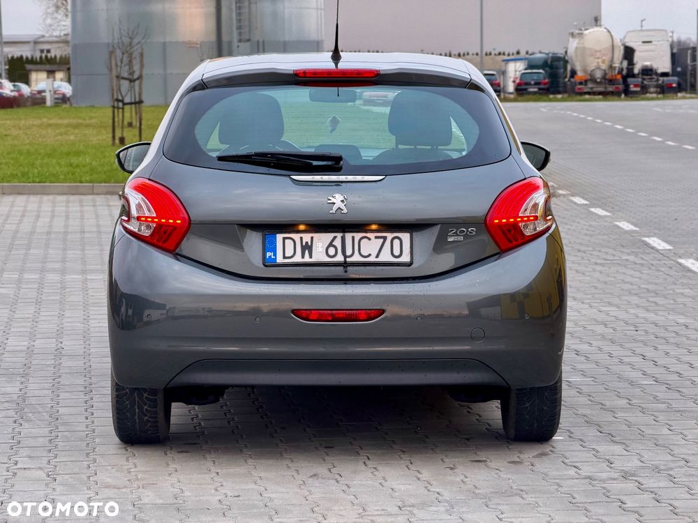 Peugeot 208 1.6 e-HDi Allure STT - 4