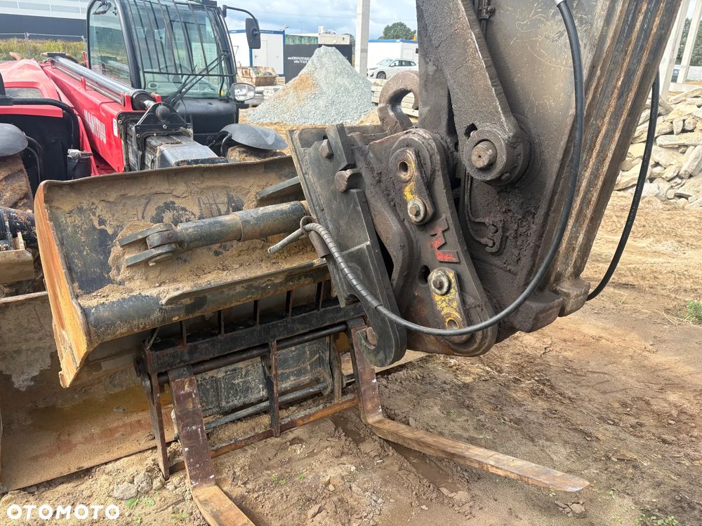 Volvo ec220 - 4