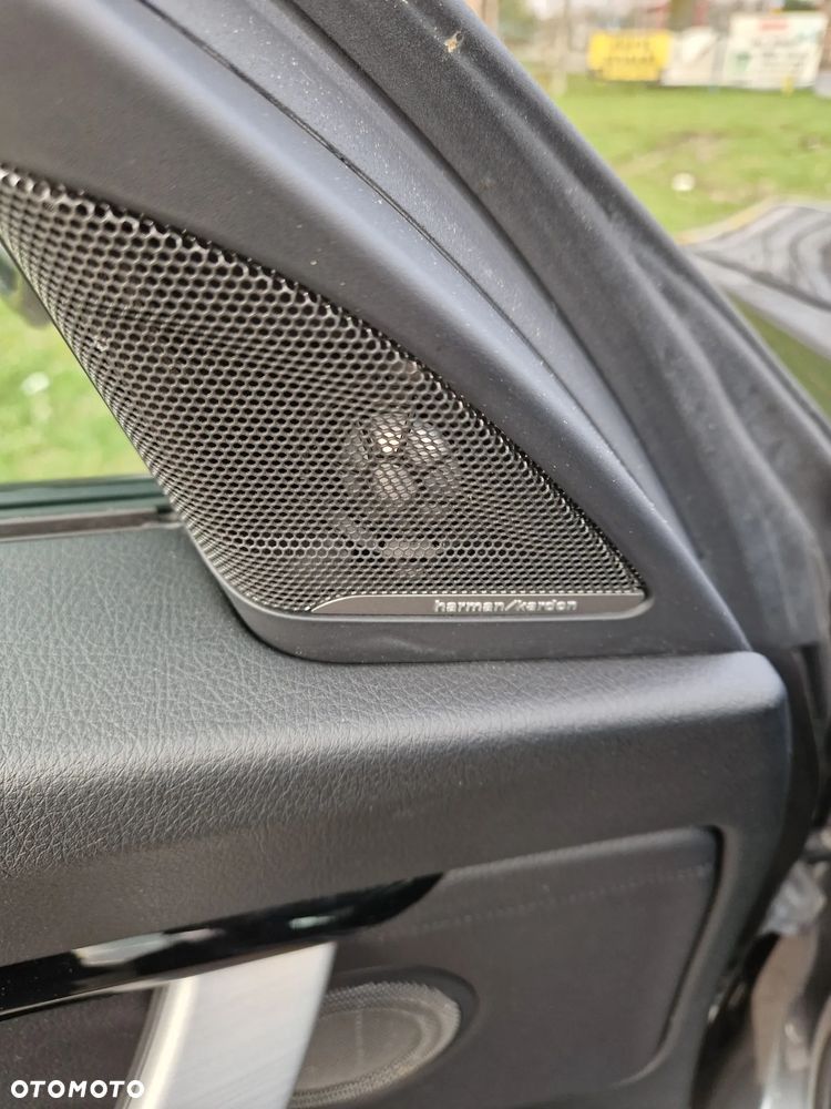 BMW 3GT 335i xDrive M Sport - 14