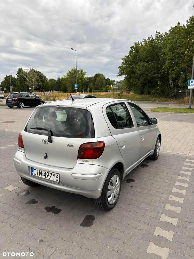 Toyota Yaris 1.4 D-4D - 5