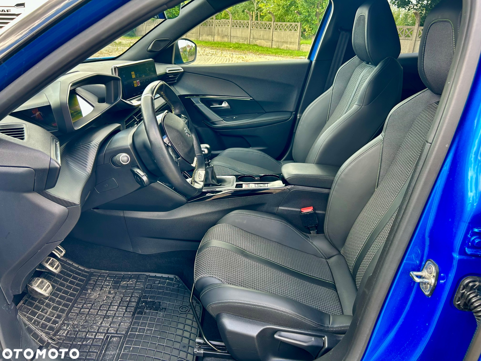 Peugeot 2008 - 15
