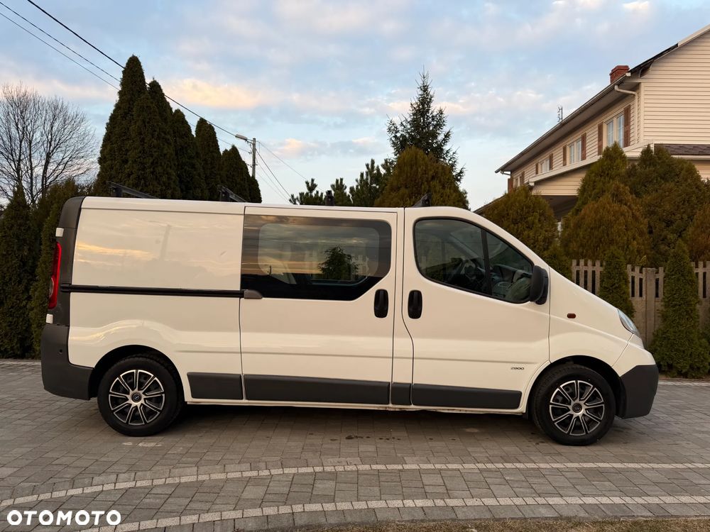 Opel VIVARO - 10