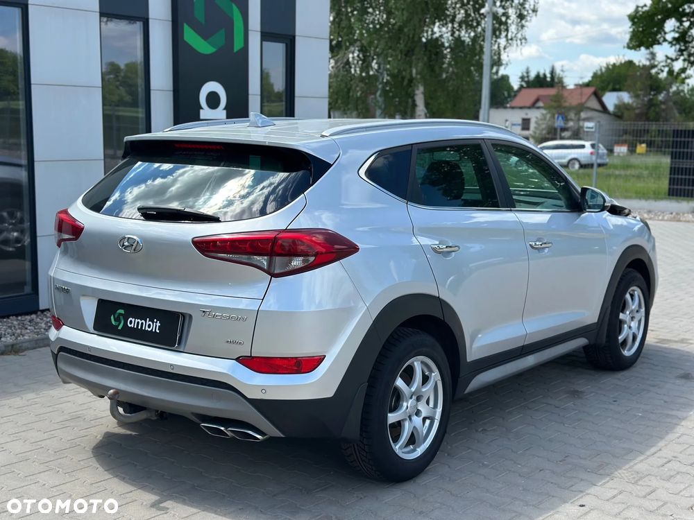 Hyundai Tucson - 8