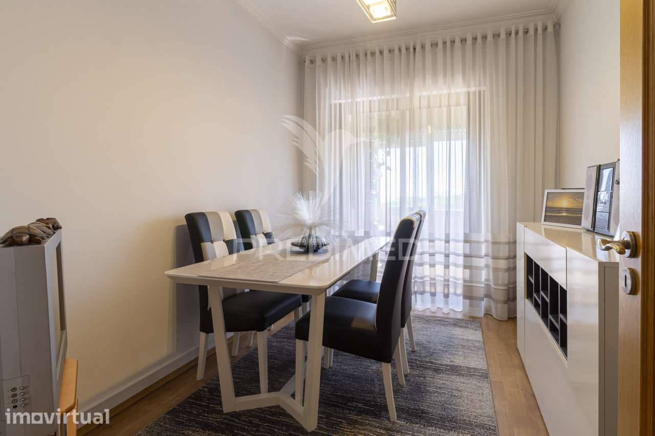 Apartamento T3 C/ Varanda - Grande imagem: 2/37