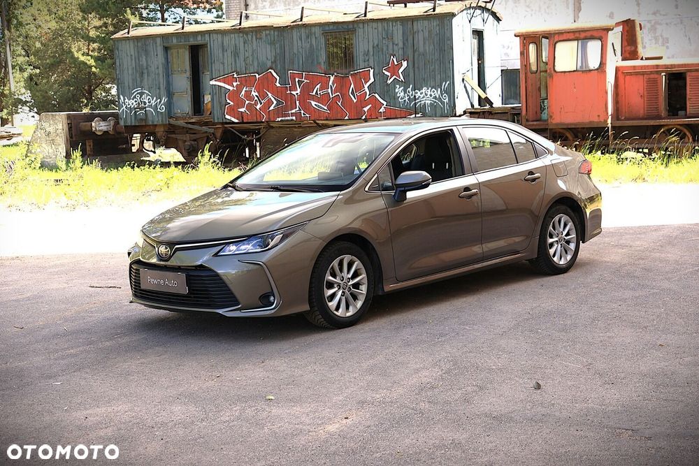 Toyota Corolla - 1