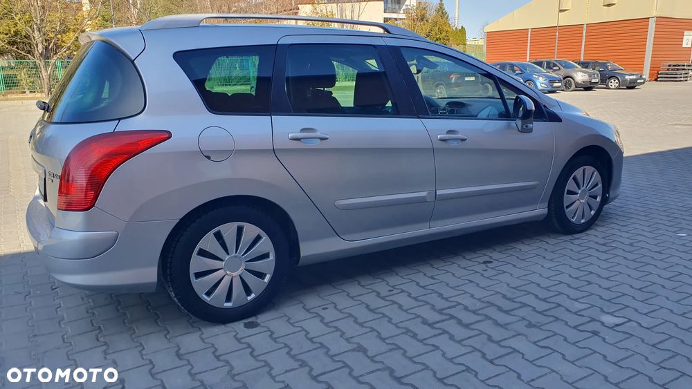 Peugeot 308 1.6 HDi Premium Plus - 15